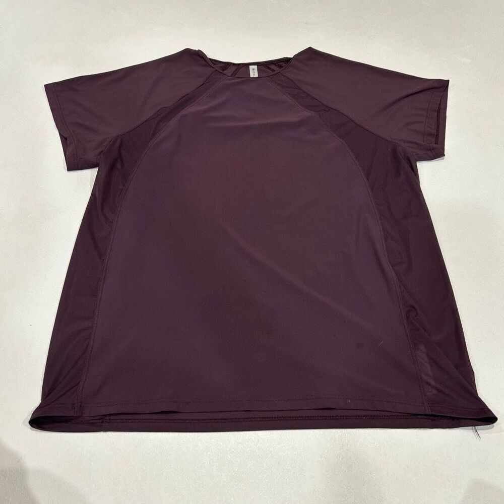 Athleta Momentum Short Sleeve Top Size Small Plum Purple Performance Tee